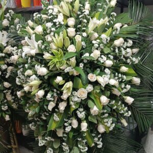 Paral Fúnebre Rosas y Lirios